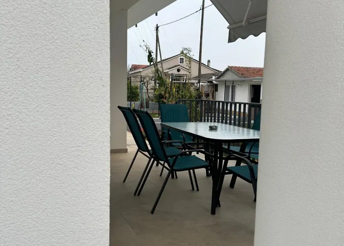 Galeb * بيبينيا